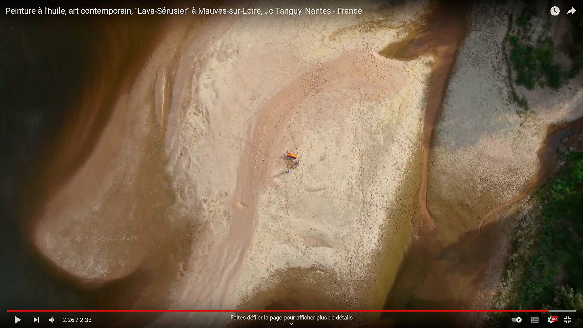 Je pose les dernières touches sur un tableau à l'huile sur toile abstrait intitulé "Lava-sérusier" près de Nantes à Mauves-sur-Loire, art contemporain, peinture à l'huile, Jc Tanguy, Nantes - France